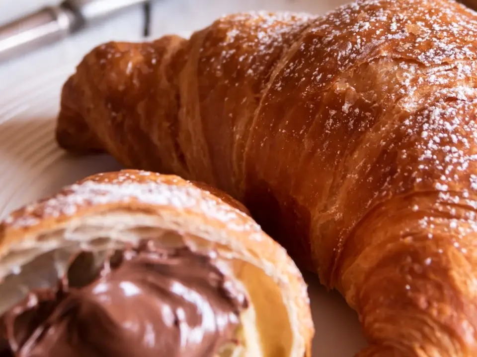 baking-sticks-misterio-chocolate-croissants baking-sticks-misterio-chocolate-croissants